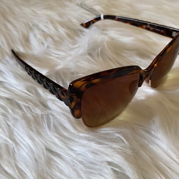 sunglasses - Picture 2 of 4